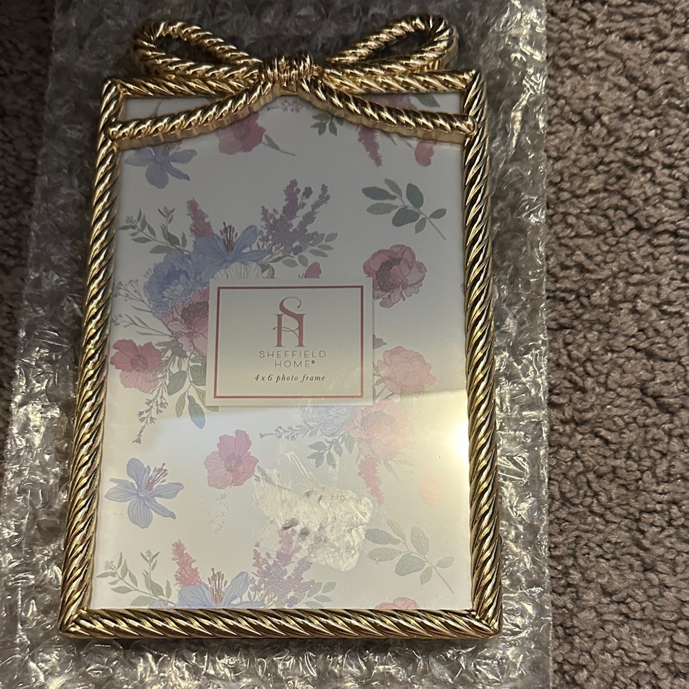 Sheffield Home Gold Bow 4”x6” Rope Picture Frame